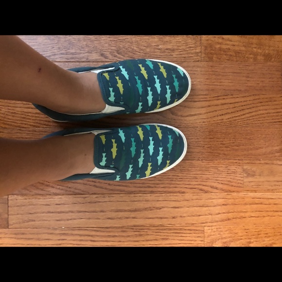 Blue shark slip on sneakers - Picture 4 of 8